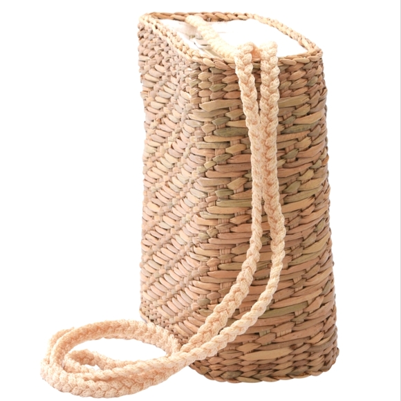 Eco Friendly Reed Handwoven Shoulder Bag with Nylon Handle (2.75x6.29x5.90) NWT - Picture 3 of 8